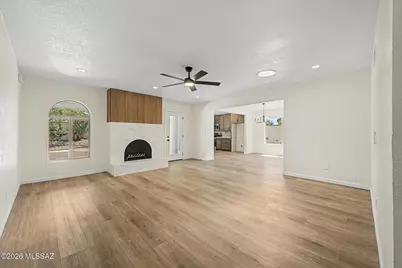 8867 E 28th Street, Tucson, AZ 85710 - Photo 7