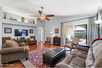 2639 W Desert Bluffs Court, Tucson, AZ 85742 - Photo 5
