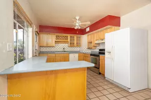 4649 E 9th St, Tucson, AZ 85711 - Photo 9