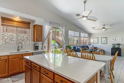 356 W Plateau Road, Tucson, AZ 85737 - Photo 7
