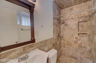 7253 E Eli Dr, Tucson, AZ 85710 - Photo 23