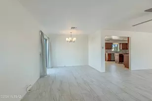 6261 E 15th St, Tucson, AZ 85710 - Photo 13