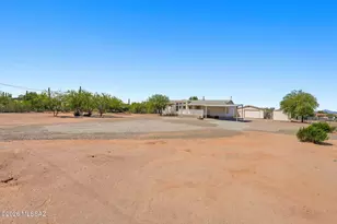 6321 N Desert Trail Rd, Tucson, AZ 85743 - Photo 13