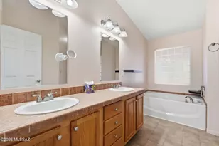 6321 N Desert Trail Rd, Tucson, AZ 85743 - Photo 33