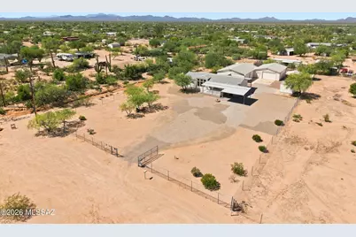 6321 N Desert Trail Road, Tucson, AZ 85743 - Photo 3