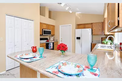 9544 Whetstone Mountain Street, Tucson, AZ 85748 - Photo 9