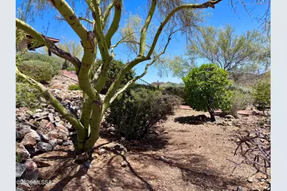 3955 W Coyote Ridge Trail, Tucson, AZ 85746 - Photo 9