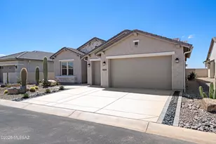 61797 E Oak Stone Ln, Oracle, AZ 85623 - Photo 3