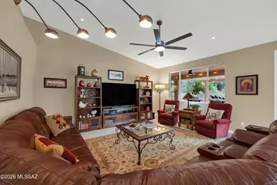 63704 E Desert Peak Drive, Saddlebrooke, AZ 85739 - Photo 15