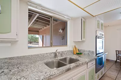 8900 E Tano Place, Tucson, AZ 85749 - Photo 13