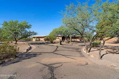 8900 E Tano Place, Tucson, AZ 85749 - Photo 3