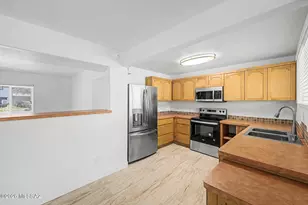 9474 S Vicki Dr, Tucson, AZ 85736 - Photo 17