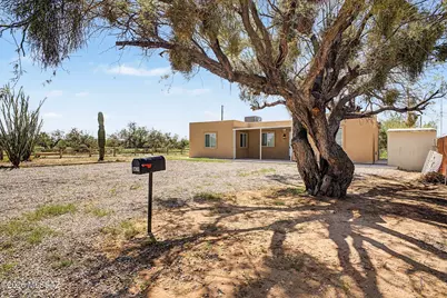 9474 S Vicki Drive, Tucson, AZ 85736 - Photo 5