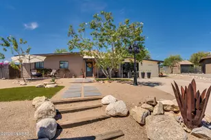 7449 N Bradley Pl, Tucson, AZ 85741 - Photo 1