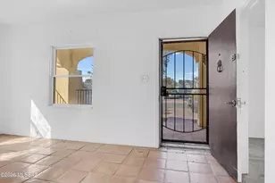 2442 E Mabel St, Tucson, AZ 85719 - Photo 7