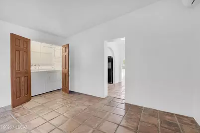 2442 E Mabel Street, Tucson, AZ 85719 - Photo 17