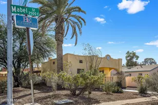 2442 E Mabel St, Tucson, AZ 85719 - Photo 9