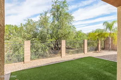12047 N Golden Mirror Drive, Marana, AZ 85658 - Photo 21