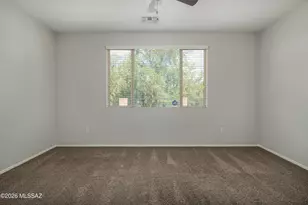12047 N Golden Mirror Dr, Marana, AZ 85658 - Photo 9