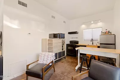 830 E Helen Street, Tucson, AZ 85719 - Photo 11
