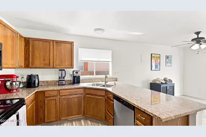 9951 N Stageline Trail, Tucson, AZ 85742 - Photo 17