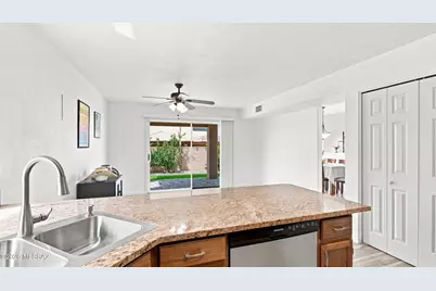 9951 N Stageline Trail, Tucson, AZ 85742 - Photo 19