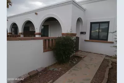 248 S Paseo Lobo #D, Green Valley, AZ 85614 - Photo 3