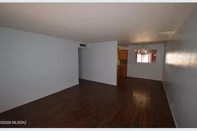 5812 E 35th Street, Tucson, AZ 85711 - Photo 3