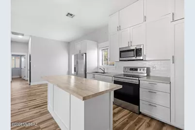 8790 N Morning View Drive, Tucson, AZ 85704 - Photo 33