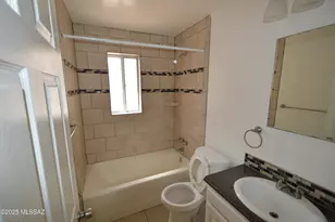 2362 S Jefferson Ave, Tucson, AZ 85711 - Photo 9