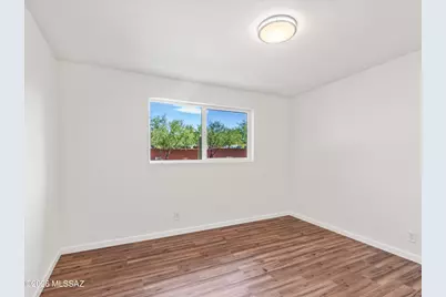 5725 E 10th Street, Tucson, AZ 85711 - Photo 15