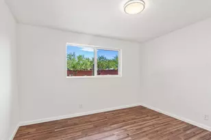 5725 E 10th St, Tucson, AZ 85711 - Photo 15