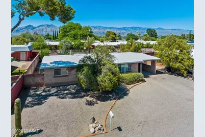 5725 E 10th Street, Tucson, AZ 85711 - Photo 3