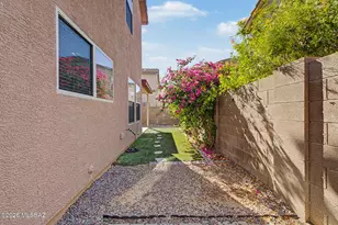 7639 E Valley Overlook Dr, Tucson, AZ 85710 - Photo 31