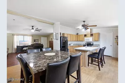 2872 E Acacia Club Lane, Tucson, AZ 85706 - Photo 11