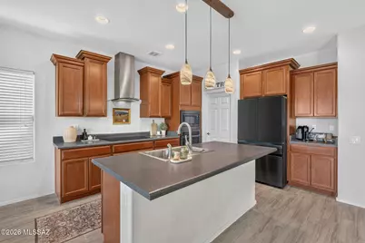 5523 S Sunrise Peak Road, Tucson, AZ 85747 - Photo 15