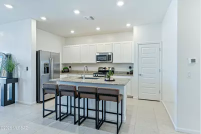 8705 E Creamy Cliffrose Trail, Vail, AZ 85641 - Photo 9