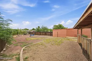 6935 N Northpoint Dr, Tucson, AZ 85741 - Photo 25