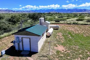 9796 E Shamrock Ln, Pearce, AZ 85625 - Photo 47
