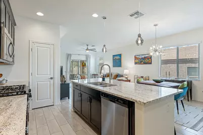 14710 S Avenida Lago De Plata, Vail, AZ 85641 - Photo 9