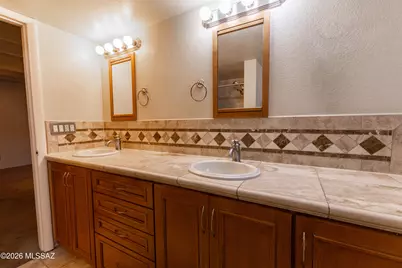 7110 E 34th Street E, Tucson, AZ 85710 - Photo 15
