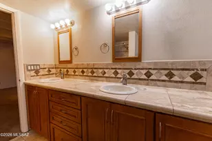 7110 E 34th Street E, Tucson, AZ 85710 - Photo 15