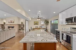9420 E Sierra St, Tucson, AZ 85710 - Photo 11