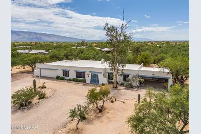 10800 E Snyder Road, Tucson, AZ 85749 - Photo 1