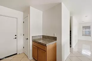 787 W Cholla Crest, Green Valley, AZ 85614 - Photo 7