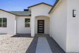 1711 Verde Ct, Rio Rico, AZ 85648 - Photo 1