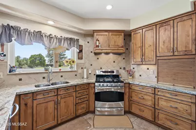 286 E Paseo De Golf, Green Valley, AZ 85614 - Photo 13
