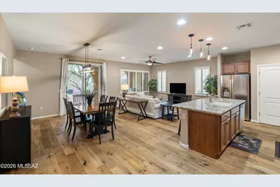850 N Broken Hills Drive, Green Valley, AZ 85614 - Photo 5