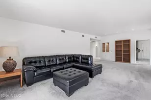 271 W Paseo Recortado, Green Valley, AZ 85614 - Photo 5