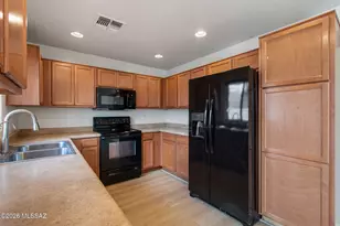 33912 S Farmers Way, Red Rock, AZ 85145 - Photo 13